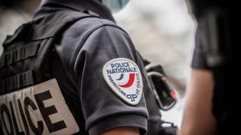 Francia rendőrök. Illusztráció