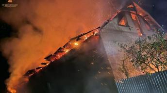Kárpátalján leégett lakóház. Fotó: DSZNSZ